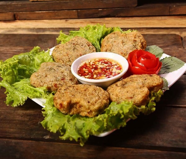 Mách chị em cách làm chả cá thơm ngon, giòn dai đúng điệu, cả nhà ăn đều tấm tắc khen-7