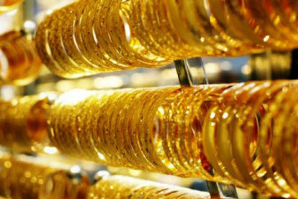 Giá vàng hôm nay 17/9: Bất ngờ lao dốc, đua nhau bán tháo-2