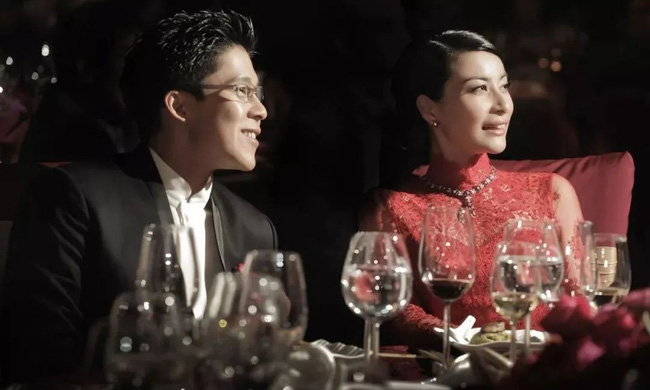 Con gái yêu tỷ phú kém 3 tuổi bị mẹ ngăn cản quyết liệt, trên sân khấu hôn lễ, lời vả mặt” dư luận của ông thông gia quyền lực&nbsp;khiến nhà gái ngã ngửa”-5