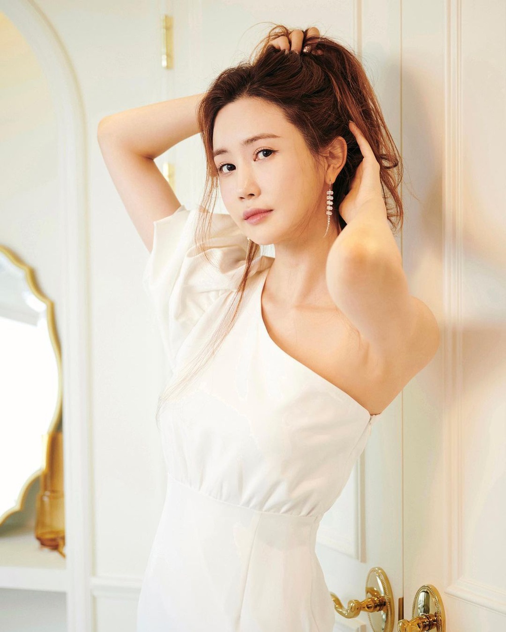 Sự nghiệp lao dốc của cặp tình nhân Lee Da Hae - Seven-3