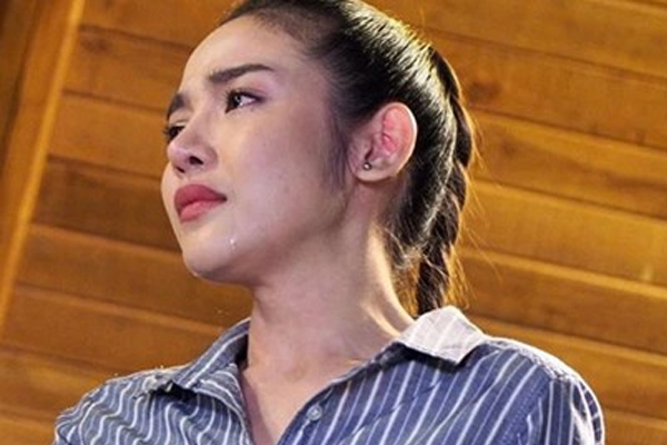 Vợ trả lời điện thoại của em trai, tôi lén lút nghe cuộc nói chuyện ai ngờ choáng váng đứng không vững-2