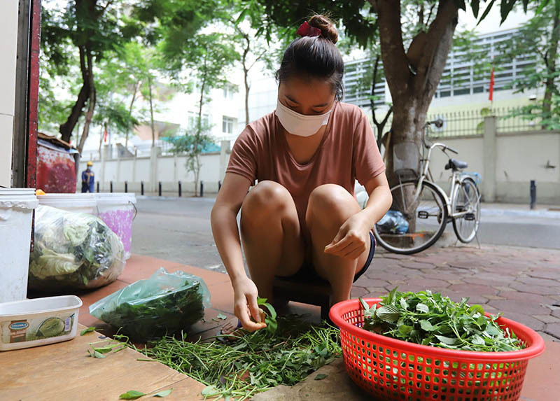 Xuyên đêm dọn dẹp, dậy sớm nổi lửa, chờ chính Ngọ mở hàng-5