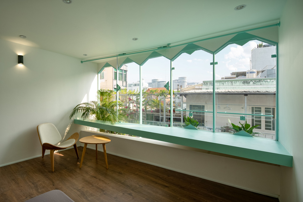 Ngôi nhà trong hẻm nổi bật với gam xanh mint siêu cưng, hay nhất là thiết kế zigzag độc lạ đỉnh của chóp-17