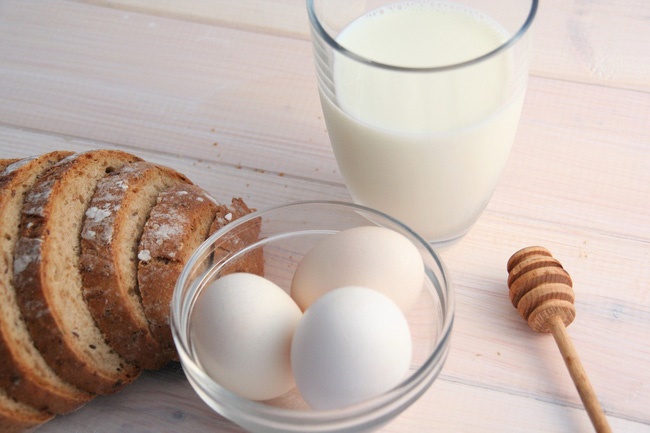 Muốn bữa sáng đủ chất, nhiều người ăn trứng kết hợp với món cực bổ này mà không biết sẽ gây tổn hại sức khỏe-3