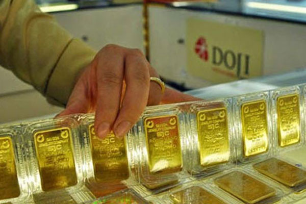 Giá vàng hôm nay 19/9: Vào tuần thứ hai giảm giá-4