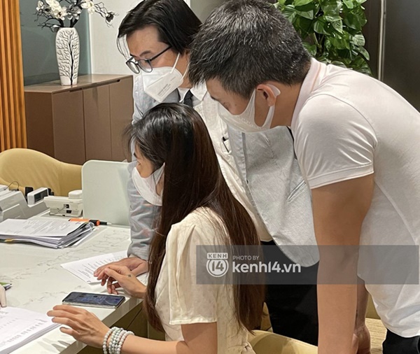 Thuỷ Tiên công bố 18.000 trang sao kê ngân hàng, làm rõ các khoản thu - chi và chốt 1 ý đặc biệt quan trọng-11