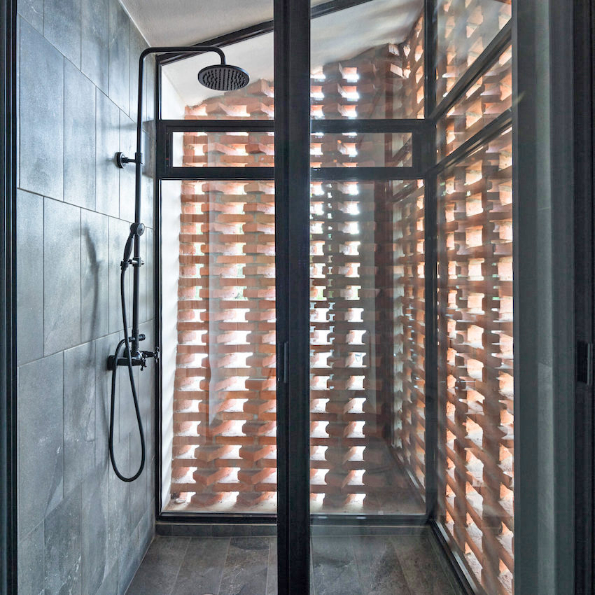 Căn nhà 35m2 với thiết kế gạch đỏ phá cách, nhỏ xinh nhưng vô cùng ấn tượng-8