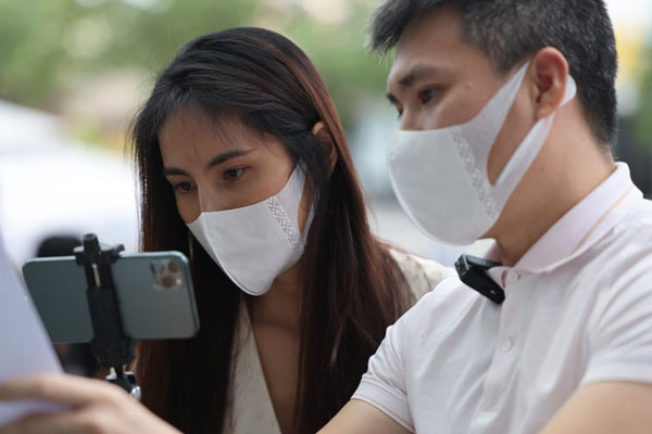 Vợ chồng Thủy Tiên chi tiền khủng trả phí sao kê tài khoản?-4