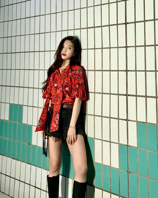 Mặc áo blouse đẹp như Red Velvet: 13 cách mix đơn giản nhưng trẻ trung, chuẩn sang xịn mịn-6