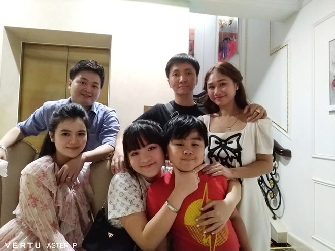 Khoảnh khắc siêu hiếm được chính CEO Đại Nam tung ra: Con dâu trưởng và ái nữ duy nhất đọ sắc, 1 điểm chung khiến mọi người ngỡ ngàng-5