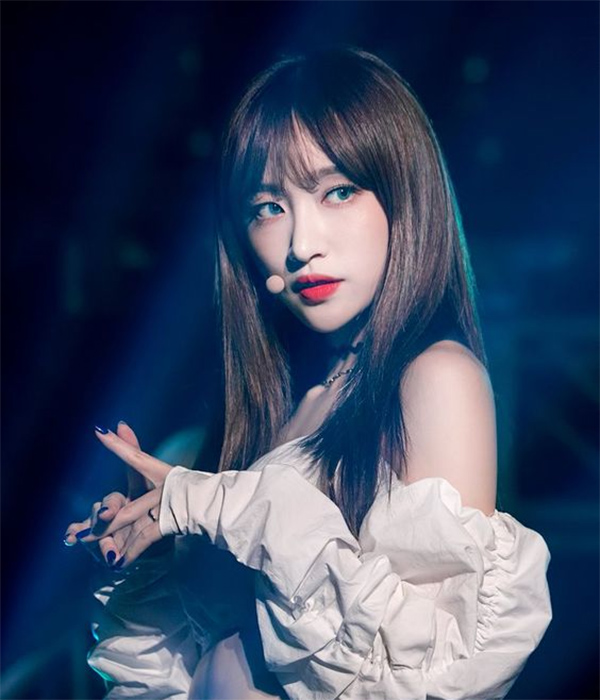 Top 20 kiểu tóc layer dài đẹp ấn tượng giúp bạn thăng hạng nhan sắc vượt trội-3