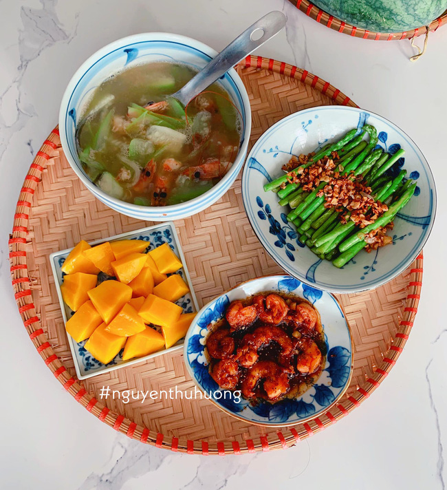 Khoe loạt mâm cơm ngon-bổ-rẻ trong những ngày giãn cách, mẹ đảm Hà Nội giúp chị em giải quyết bài toán hôm nay ăn gì?-16