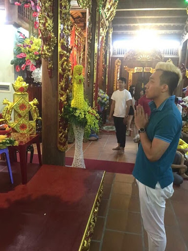 Trấn Thành cúng tổ nghiệp giản đơn, cầu mong chỉ 1 điều nhưng vẫn bị tấn công dữ dội-7