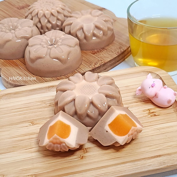 Hội chị em sáng tạo đủ loại bánh Trung thu phi truyền thống đẹp xuất sắc, chỉ muốn ngắm chẳng nỡ ăn-9