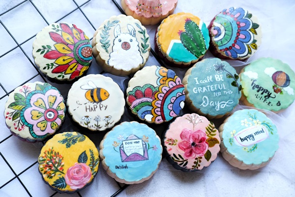 Hội chị em sáng tạo đủ loại bánh Trung thu phi truyền thống đẹp xuất sắc, chỉ muốn ngắm chẳng nỡ ăn-19