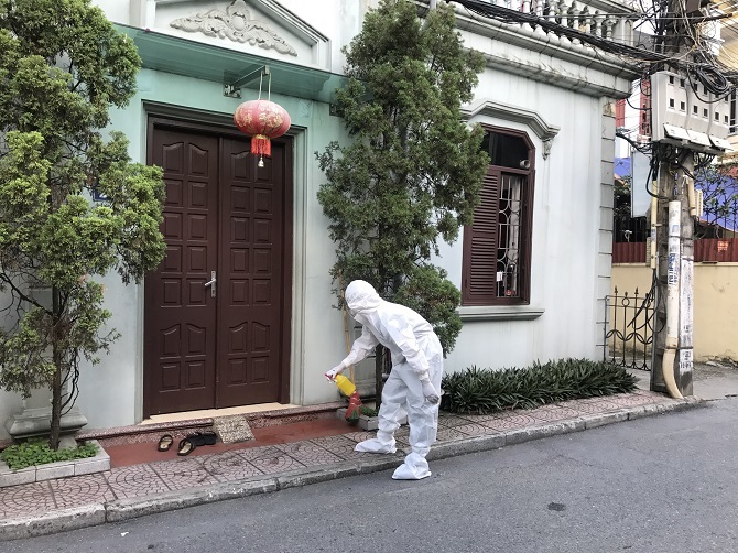 Các F0 ở ổ dịch quận Long Biên từng đi chợ, có người đã tiêm vắc xin mũi 1-1