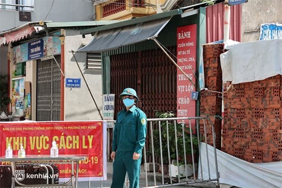 Hà Nội phong tỏa 2 khu dân cư liên quan chùm 7 F0 chưa rõ nguồn lây ở quận Long Biên