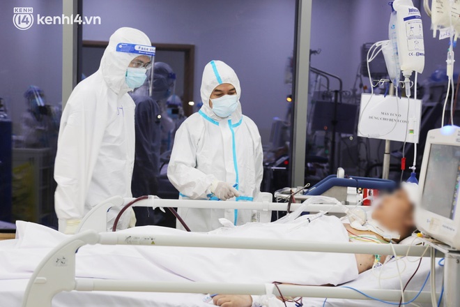 Nỗi lòng của bác sĩ 91 đi chống dịch từ Đà Nẵng, Bắc Giang đến TP.HCM: 2 cái sinh nhật của con qua rồi, tôi đều thất hứa với nó...-3