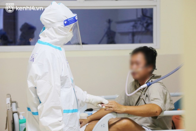 Nỗi lòng của bác sĩ 91 đi chống dịch từ Đà Nẵng, Bắc Giang đến TP.HCM: 2 cái sinh nhật của con qua rồi, tôi đều thất hứa với nó...-13