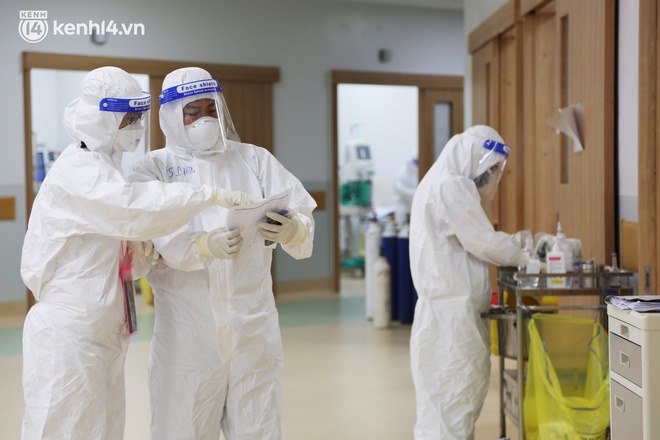 Nỗi lòng của bác sĩ 91 đi chống dịch từ Đà Nẵng, Bắc Giang đến TP.HCM: 2 cái sinh nhật của con qua rồi, tôi đều thất hứa với nó...-20