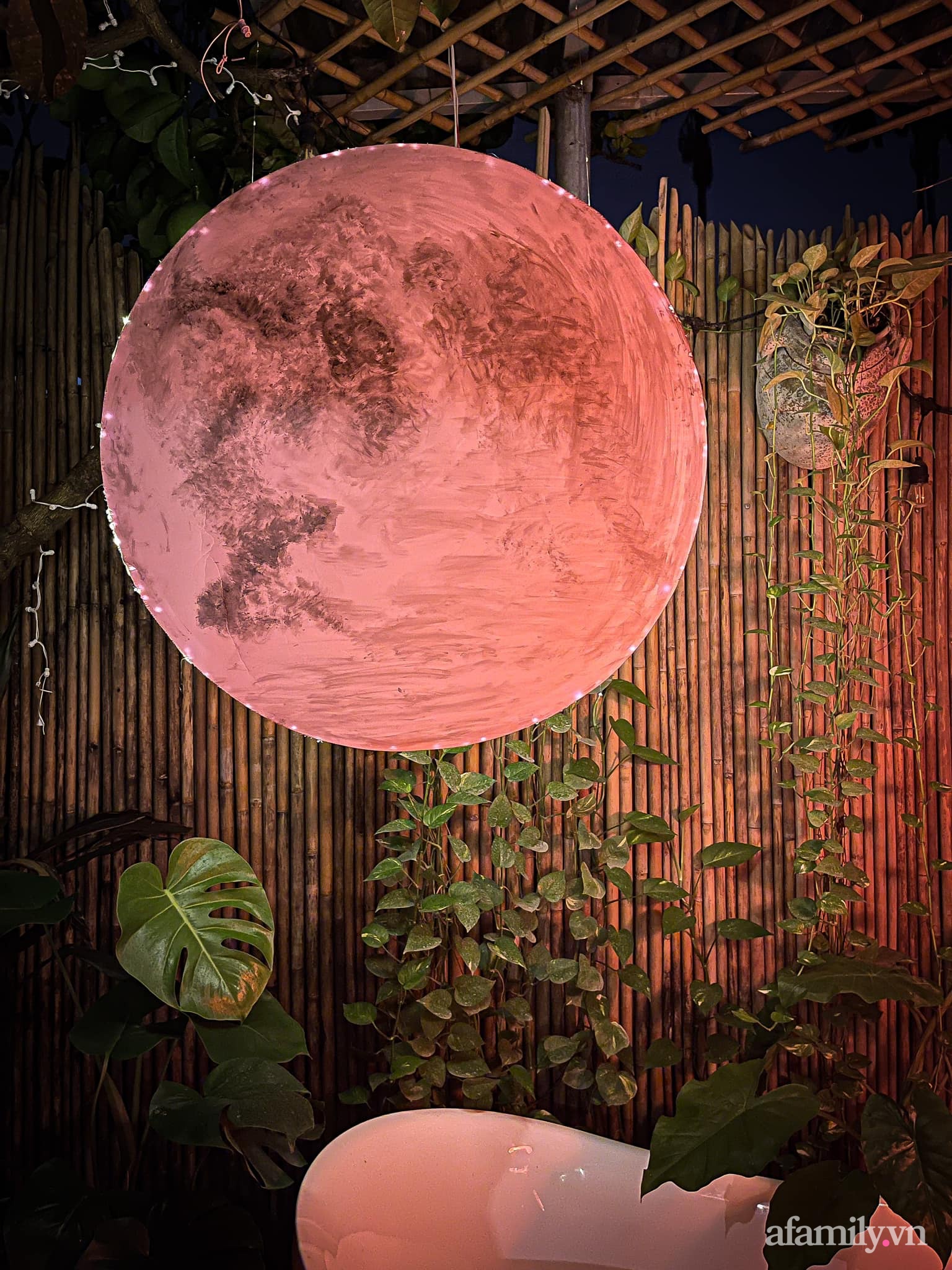 Phòng ngủ lung linh rực rỡ sắc màu Trung thu nhờ bàn tay khéo decor của cô gái Hà Nội-9