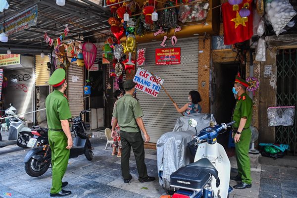 Hé cửa bán đồ chơi Trung thu ở Hà Nội | Tin tức Online