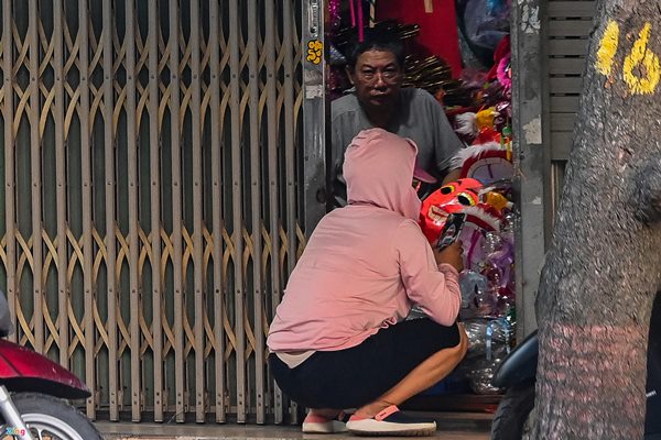 Hé cửa bán đồ chơi Trung thu ở Hà Nội-8