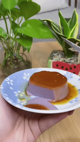 2021 rồi mà không thử làm bánh flan tím lịm này thì tiếc quá chị em ơi!-1