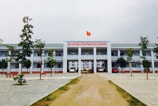 Trường THPT có thành tích quá khủng: 36 em đỗ ĐH từ 30 điểm trở lên, điểm các năm trước đỉnh không kém
