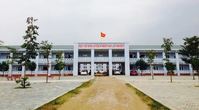 Trường THPT có thành tích quá khủng: 36 em đỗ ĐH từ 30 điểm trở lên, điểm các năm trước đỉnh không kém-1