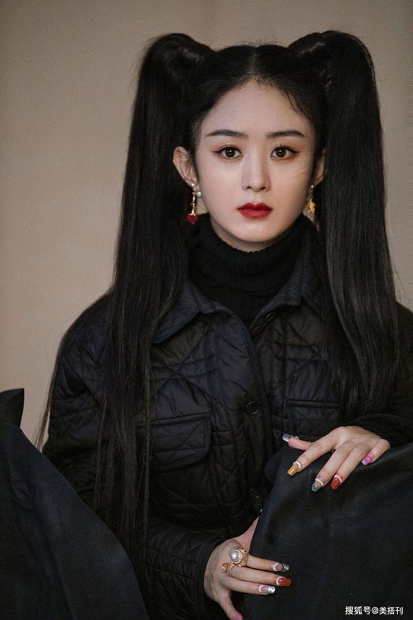 Kiểu tóc chí mạng của chị em 30: Ngọc Trinh và Triệu Lệ Dĩnh đều thảm, may ra 1 nàng cân nổi-1