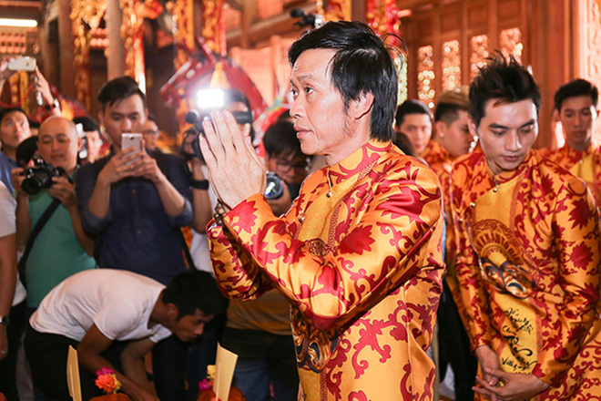 Sau lễ Giỗ tổ sân khấu, Tiến Luật hé lộ 1 điều trong nhà thờ 100 tỷ hoàn toàn im ắng của NS Hoài Linh?-7