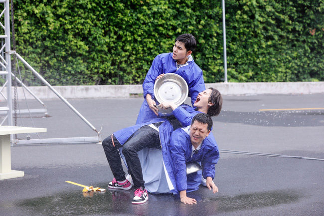 Running Man Vietnam lên sóng: 5 thành viên cũ đi cứu Trường Giang - Thúy Ngân - Jack, netizen tràn vào Fanpage tẩy chay-1