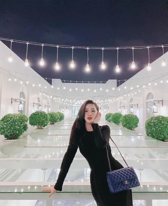 Bảo Thy hé lộ không gian sân thượng của biệt thự đẹp lung linh-1