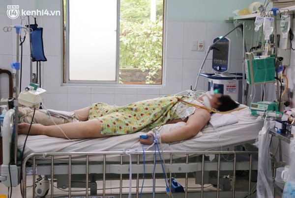 Cân não giành sự sống cho hàng trăm em bé F0 nguy kịch ở bệnh viện tuyến cuối điều trị Covid-19-5