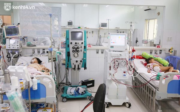 Cân não giành sự sống cho hàng trăm em bé F0 nguy kịch ở bệnh viện tuyến cuối điều trị Covid-19-14