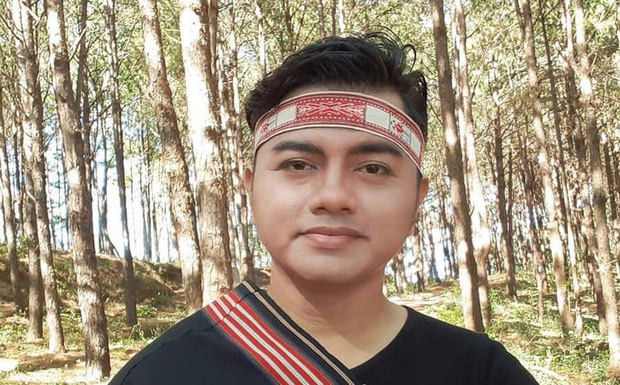 Ca sĩ Y Jang Tuyn qua đời vì Covid-19, vợ và 2 con từng là F0-3