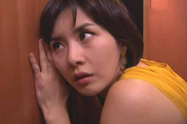 Được mẹ cho 2 triệu mua túi xách, tôi hớn hở khoe chồng, ngay lập tức anh đưa tôi thêm 10 triệu rồi tuyên bố đắng chát-2