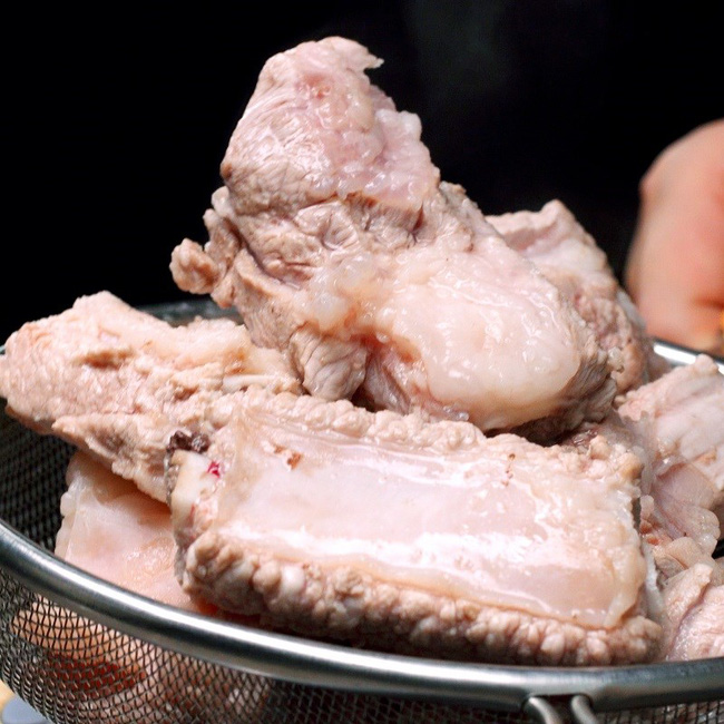 Sườn heo mà kho cùng loại quả này thì đảm bảo tốn cơm gấp đôi-2