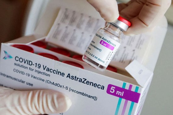 Bộ Y tế cho phép rút ngắn thời gian tiêm 2 mũi vaccine AstraZeneca