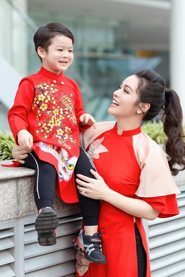 Nhật Kim Anh rơi nước mắt khi không thể đón con trai về ở cùng dù thắng kiện chồng cũ, lý do vì sao?-8