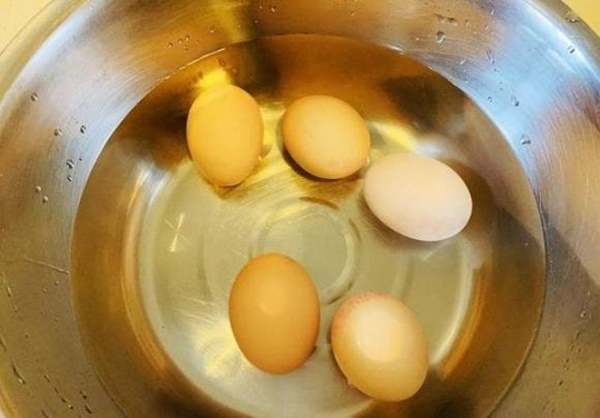 Cách nấu trứng như thế nào cho ngon? Chủ cửa hàng bán đồ ăn sáng: Nắm vững 3 điểm này, trứng chín mềm, bóc vỏ dễ và bổ dưỡng-7