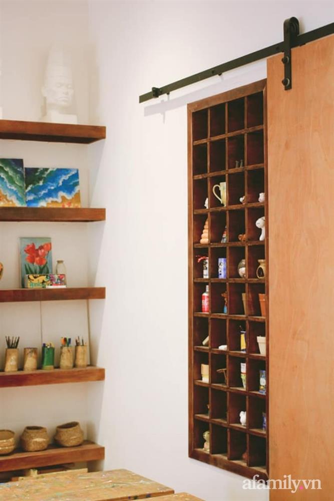 Nhà phố 60m² cải tạo đẹp ấn tượng của vợ chồng giáo viên mỹ thuật ở Hải Phòng-24