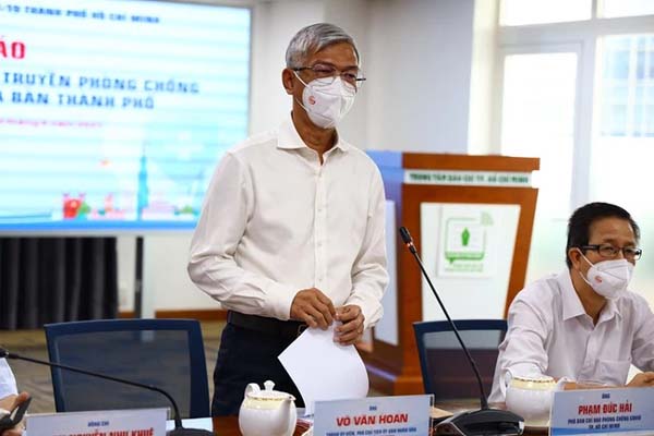 Hà Nội nhộn nhịp trong buổi sáng đầu tiên nới lỏng giãn cách, đường phố đông đúc nhưng không ùn tắc-14