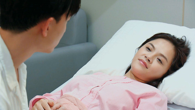 Hương vị tình thân: Thy đi cấp cứu, lộ quá khứ từng lén giúp Phi tiền chữa bệnh cho anh trai-6