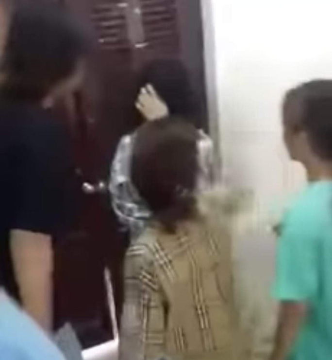 Điều tra vụ nữ sinh lớp 10 liên tiếp bị bạn học hành hung dã man, tung clip lên mạng xã hội-1