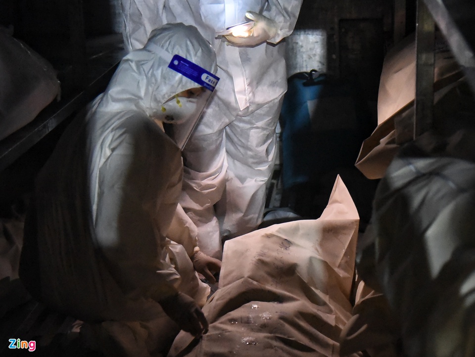 Những cuộc gặp không mong đợi nơi tiền tuyến Covid-19-4