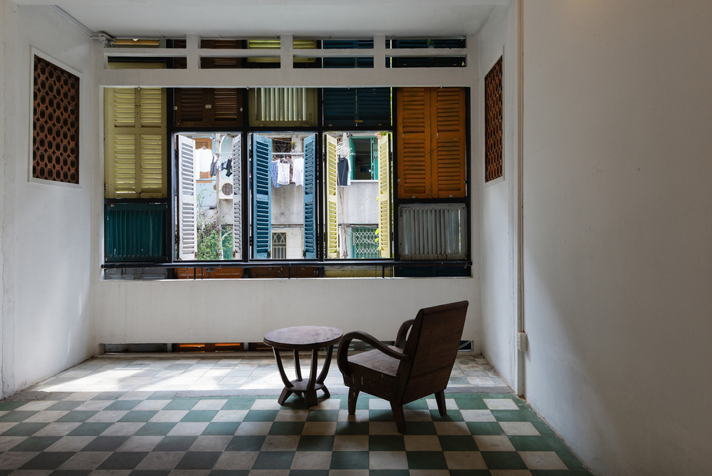 Ngôi nhà 60m2 với vô vàn ô cửa sắc màu ở Sài Gòn, bên trong chuẩn vibe vintage quá mê-16