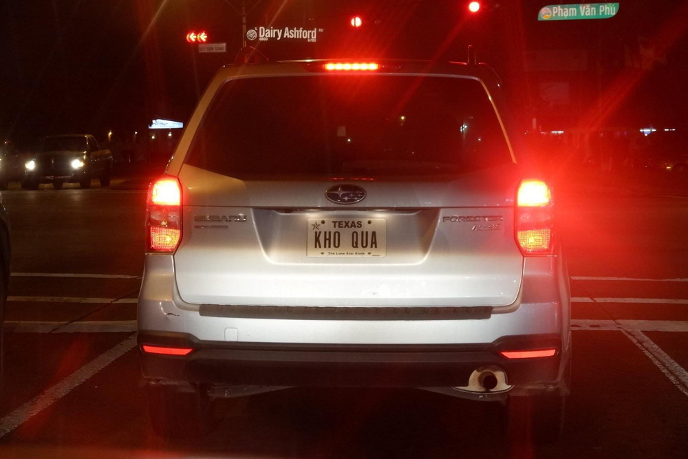 Khóc dở cười dở trước 1001 cách đặt biển số xe của người Việt tại Mỹ - Có người rất yêu trái mướp đắng?-3