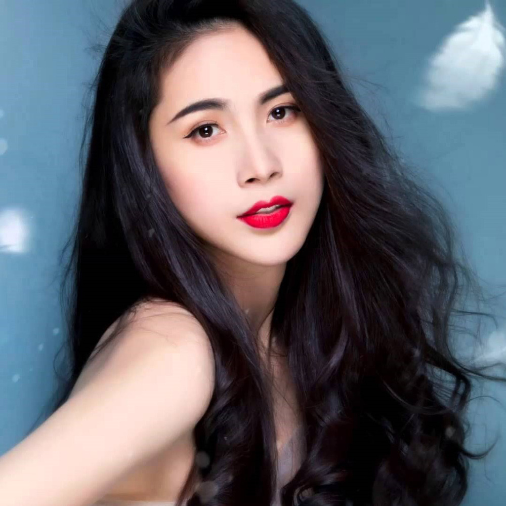 Bạn trai cũ quyền lực nâng đỡ ra sao khiến Thủy Tiên từng bị ảo tưởng, nghĩ sẽ có tất cả?-2